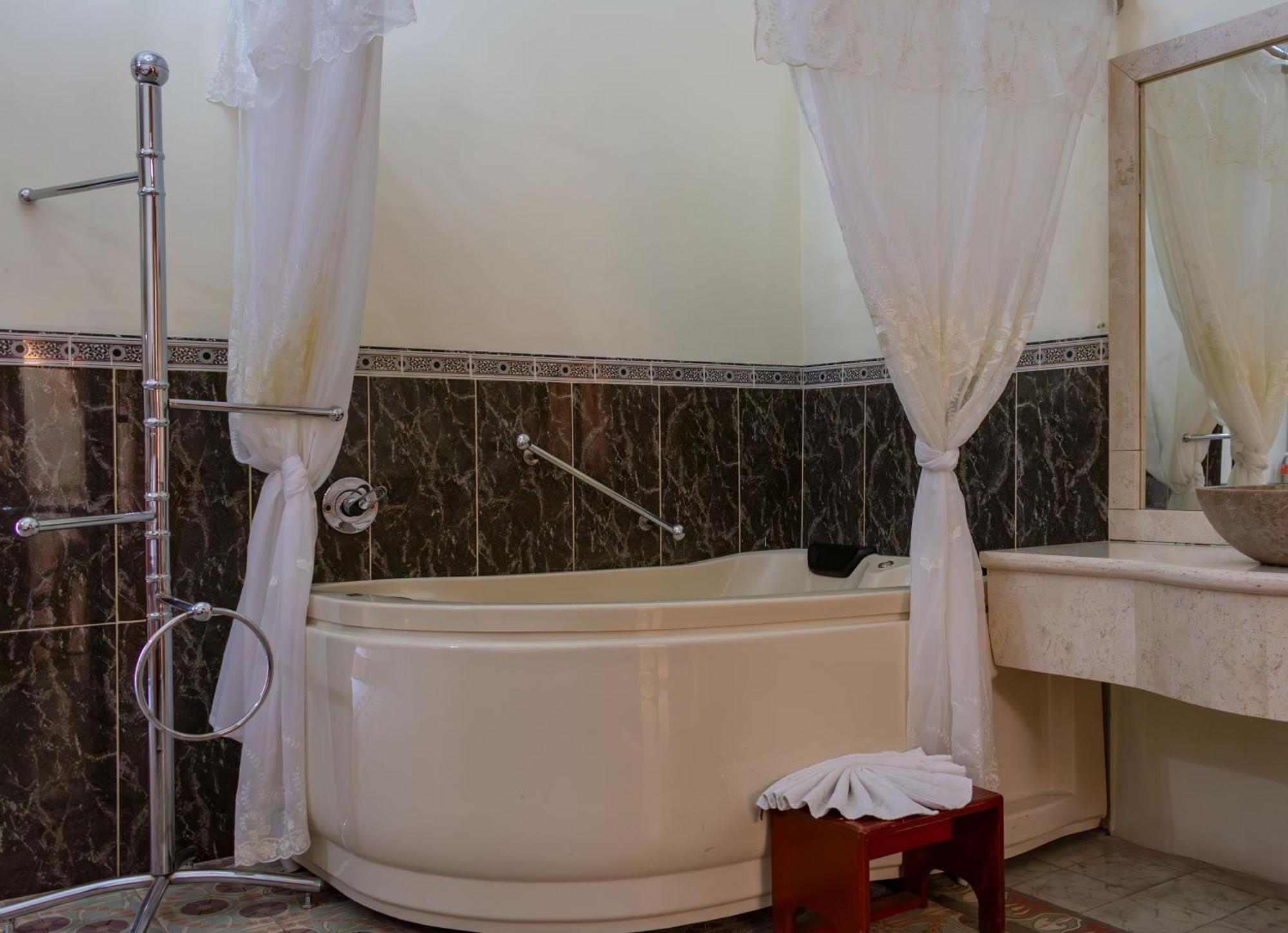 Hotel Casona Misiones Queretaro Luaran gambar